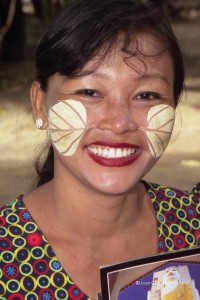 Jeune femme de Myanmar
